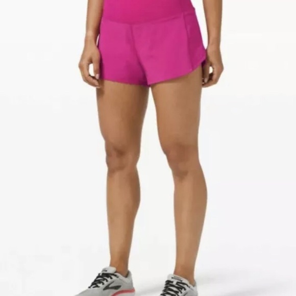 LULULEMON Women's Run Speed Up Short Shorts - Picture 6 of 6